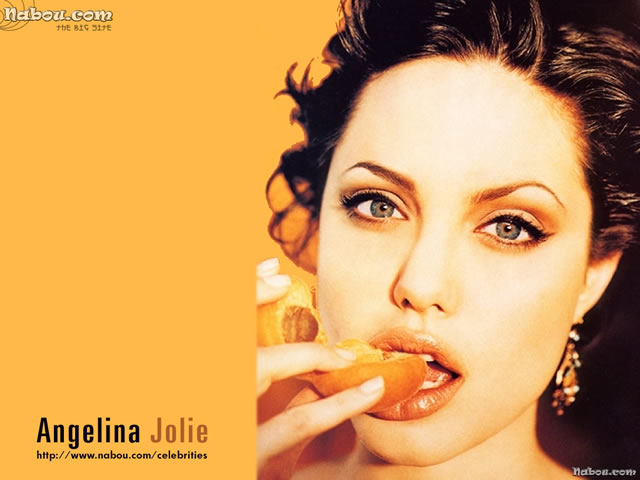 Angelina Jolie Wallpaper - 640x480 pixels