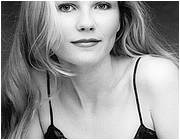 Kirsten Dunst Photos: click to view