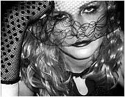 Kirsten Dunst Photos: click to view