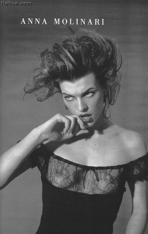 Milla Jovovich Photo