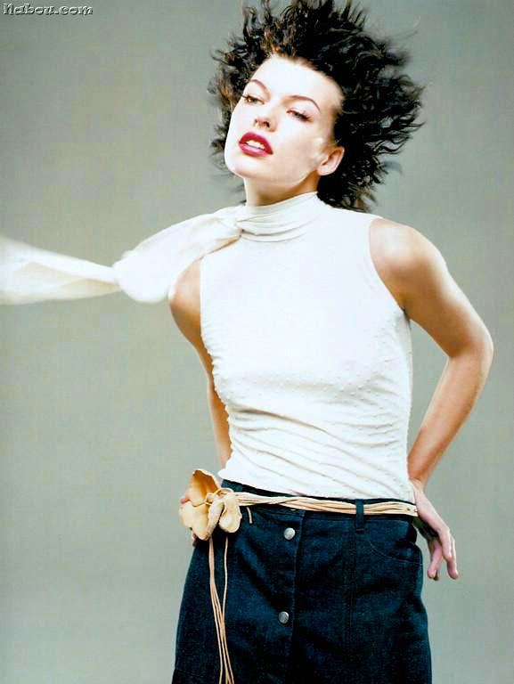 Milla Jovovich Photo