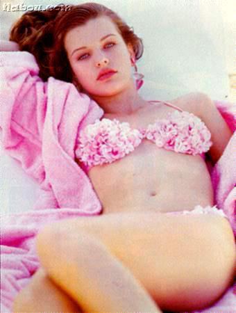 Milla Jovovich Photo