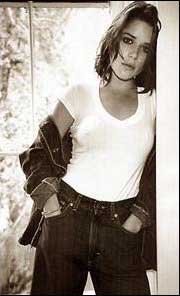 Neve Campbell Photo