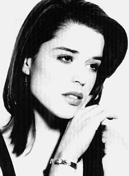 Neve Campbell Photo