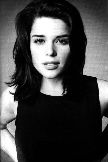 Neve Campbell Photo