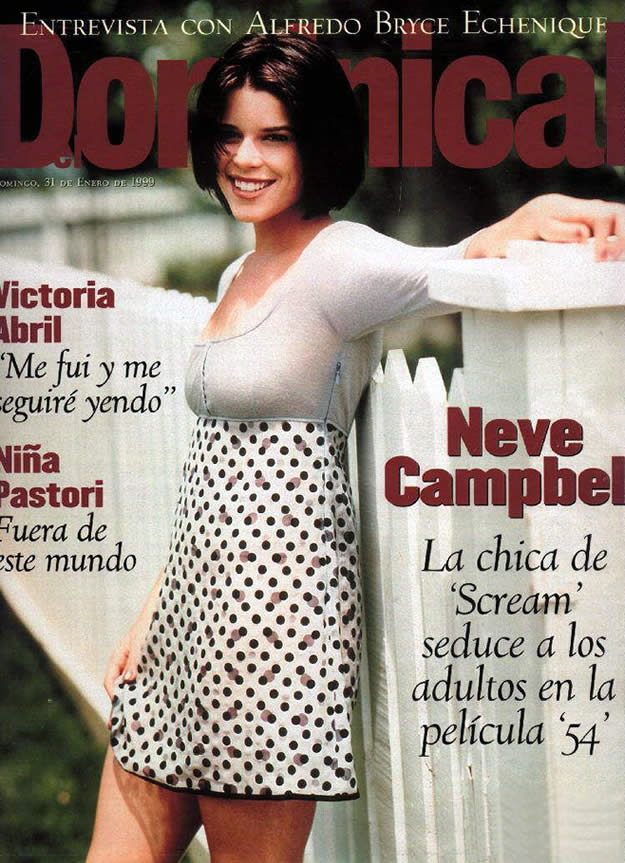 Neve Campbell Photo